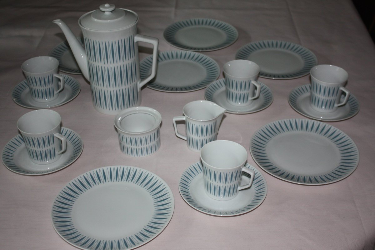 StatenMall's tweet photo. #Fuerstenberg #Kaffeeservice #Porzellan #Design #1960er #Auktion 1€ #Auction #1960s #Porcelain -----> https://t.co/OD62jiklKn <------ https://t.co/OKoHGos8VG