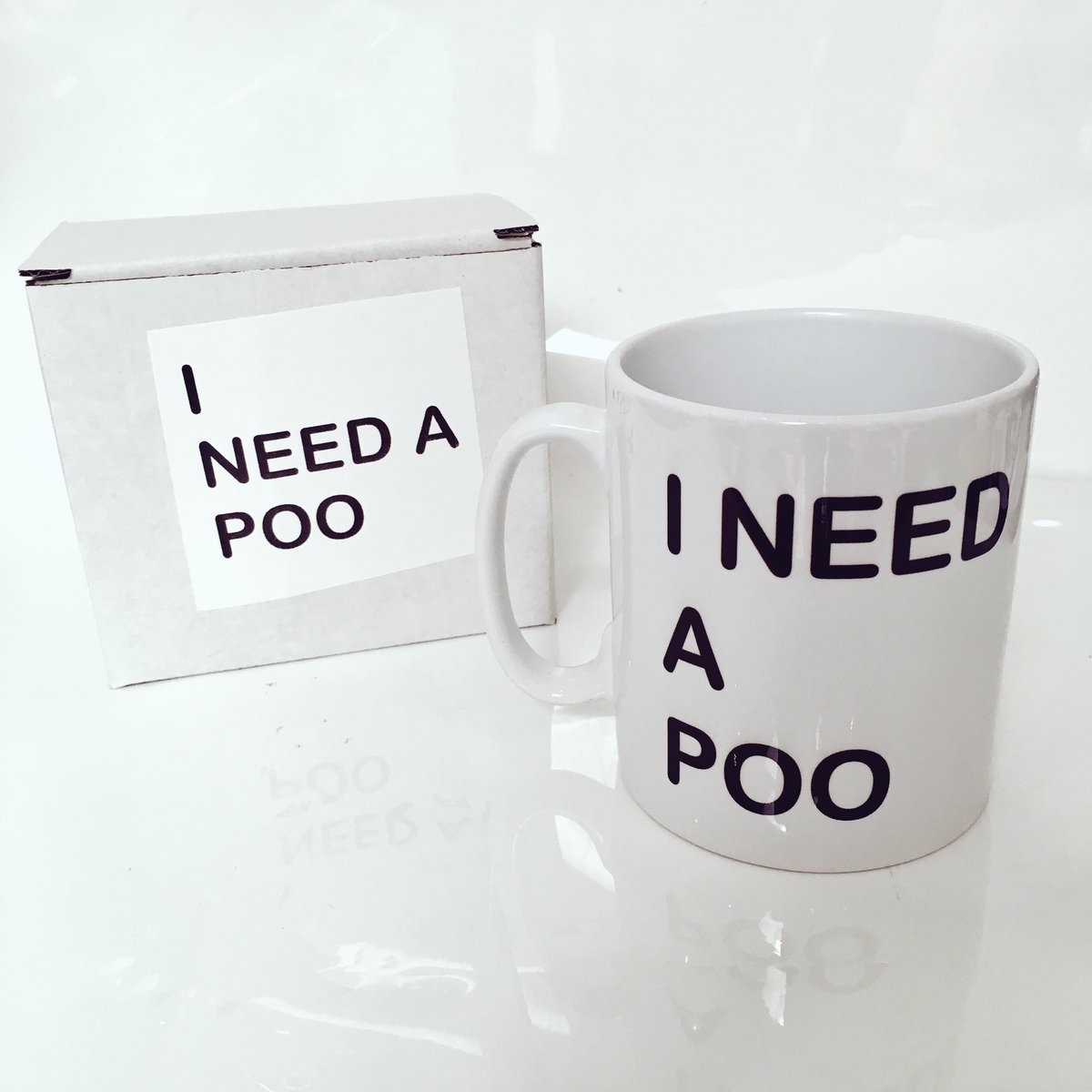 philipnormal's tweet photo. New mugs! #ineedapoo @depop https://t.co/y1QOnBLpWR