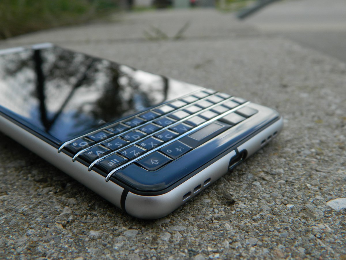 TheBBCentral's tweet photo. The @BBMobile #KEYone: Bold &amp; Purpose Built - Read Our Initial Review Below!

https://t.co/hHAgyEUkeF https://t.co/LO1ANb9vWY