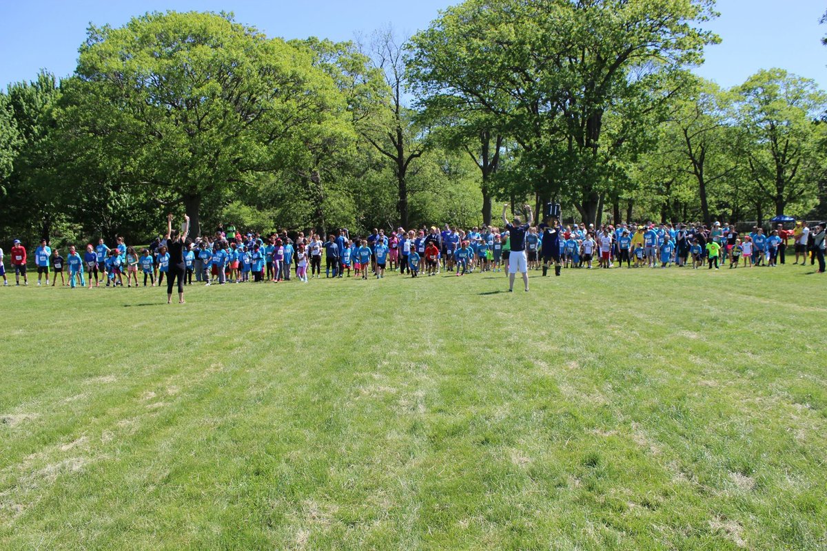 PlayworksNewEng's tweet photo. We had a great time at the #RunforRecess on Saturday! Thank you to those that joined us & to our generous sponsors. #SweatforGood #Playworks https://t.co/MLwcMNCCgL