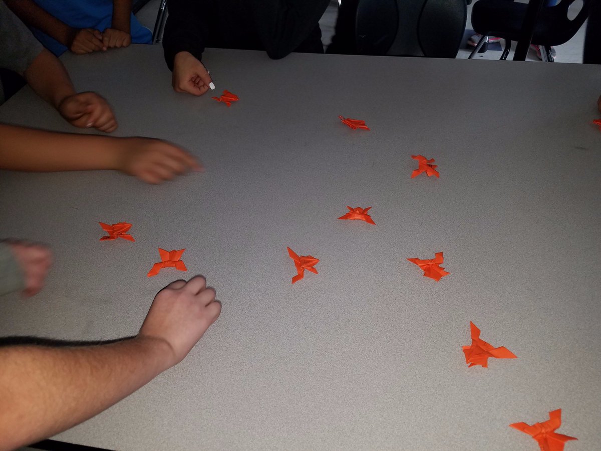 MrsRobinsonART's tweet photo. Origami Frog Day! Math+Art ♡♡♡
@IMMSPrincipal #castleberryisd #imms_lions #cisdfinearts https://t.co/n5GxNhW4ea