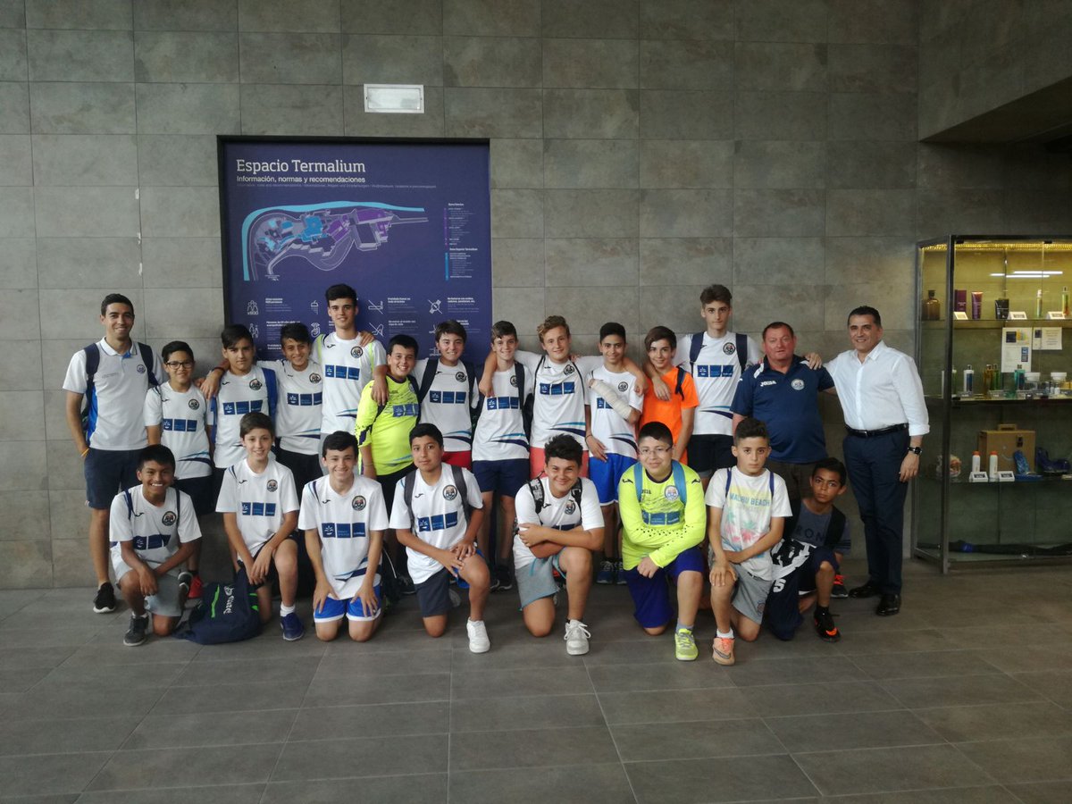 archenafc's tweet photo. Hace unos días los jugadores del Infantil B visitaron a su patrocinador Balneario de Archena. Lo pasaron genial! 😍

¡Gracias @aguadearchena! https://t.co/JBENkCRIDe