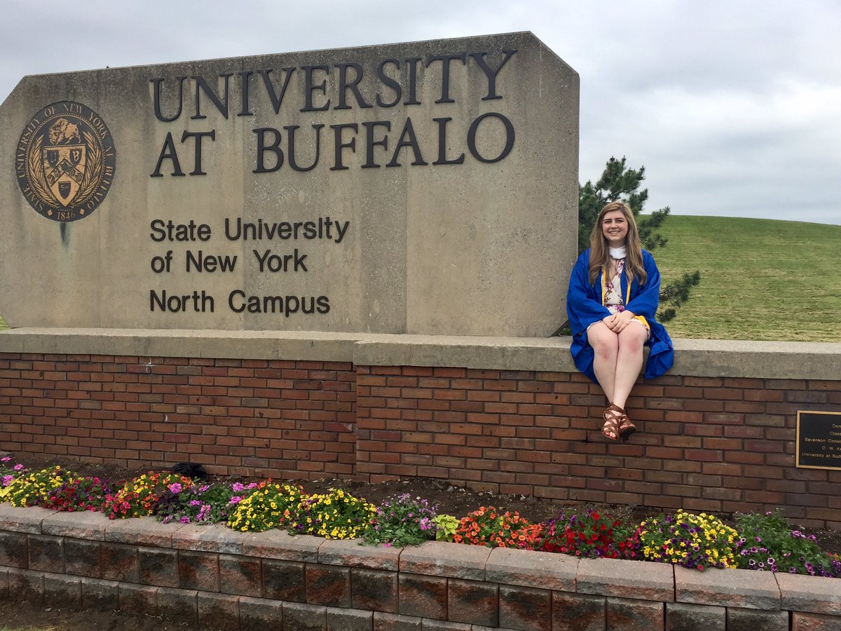 kassgaska's tweet photo. Thanks for an un-bull-ievable 4 years UB. I'll miss you dearly π #UBClassOf2017 https://t.co/kANvwKQv3o