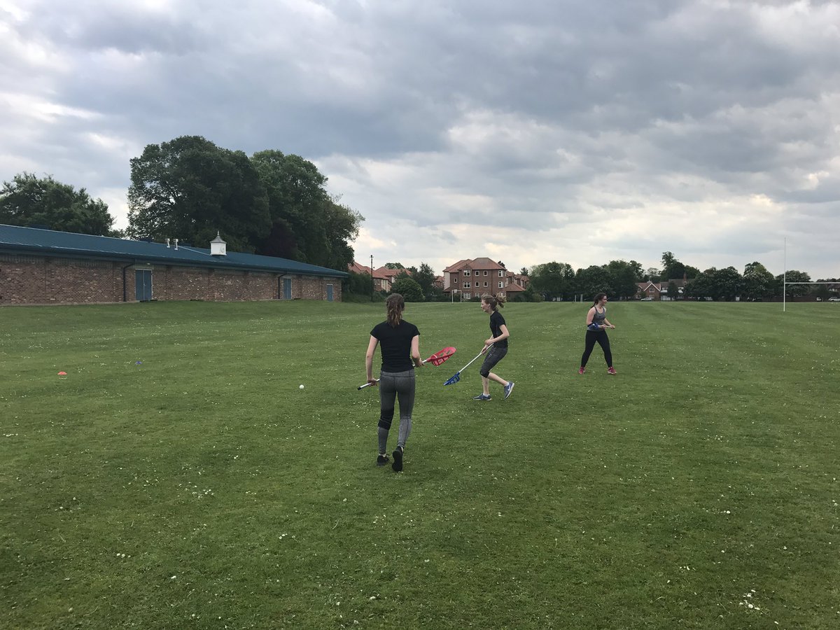 QESportsMaker's tweet photo. Scoop and go! Good improvements in Lacrosse tonight @QESFC @thisgirlcanqe @AoC_Sport @ThisGirlCanUK https://t.co/1j9qszPIBU