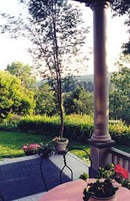 VTInns's tweet image. Locally-sourced cuisine VT Inn #killington #mendonvt #redcloverinn #vermontinns #btv #vermont #vt ow.ly/7fDQ30bTKGU