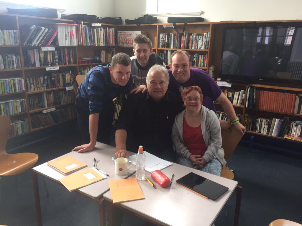 _SandAcademy's tweet photo. Another superb #SandgrounderAcademy Workshop for @EddaArts with @David_Lonsdale_ #ChangingPeoplesLives https://t.co/LGFmbEhdZp