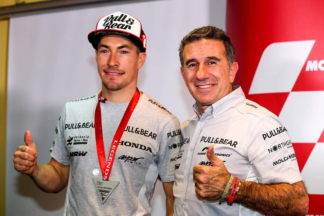 AsparTeam's tweet photo. "Perdemos a un piloto de los de antes, que amaba la moto como nadie. Guardaremos su recuerdo siempre. DEP, Nicky"

Jorge Martínez #Aspar https://t.co/Bhx9LuWpvI