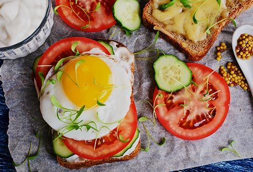 Instavit's tweet photo. 10 Foods that are good for your #eyes. https://t.co/i6VLRXXHrT #2020vision #EatClean #healthobsessed #Vitamins https://t.co/SvoXDQt0E6