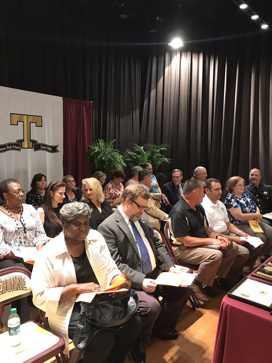 THSTPSD's tweet image. Senior Academic Awards