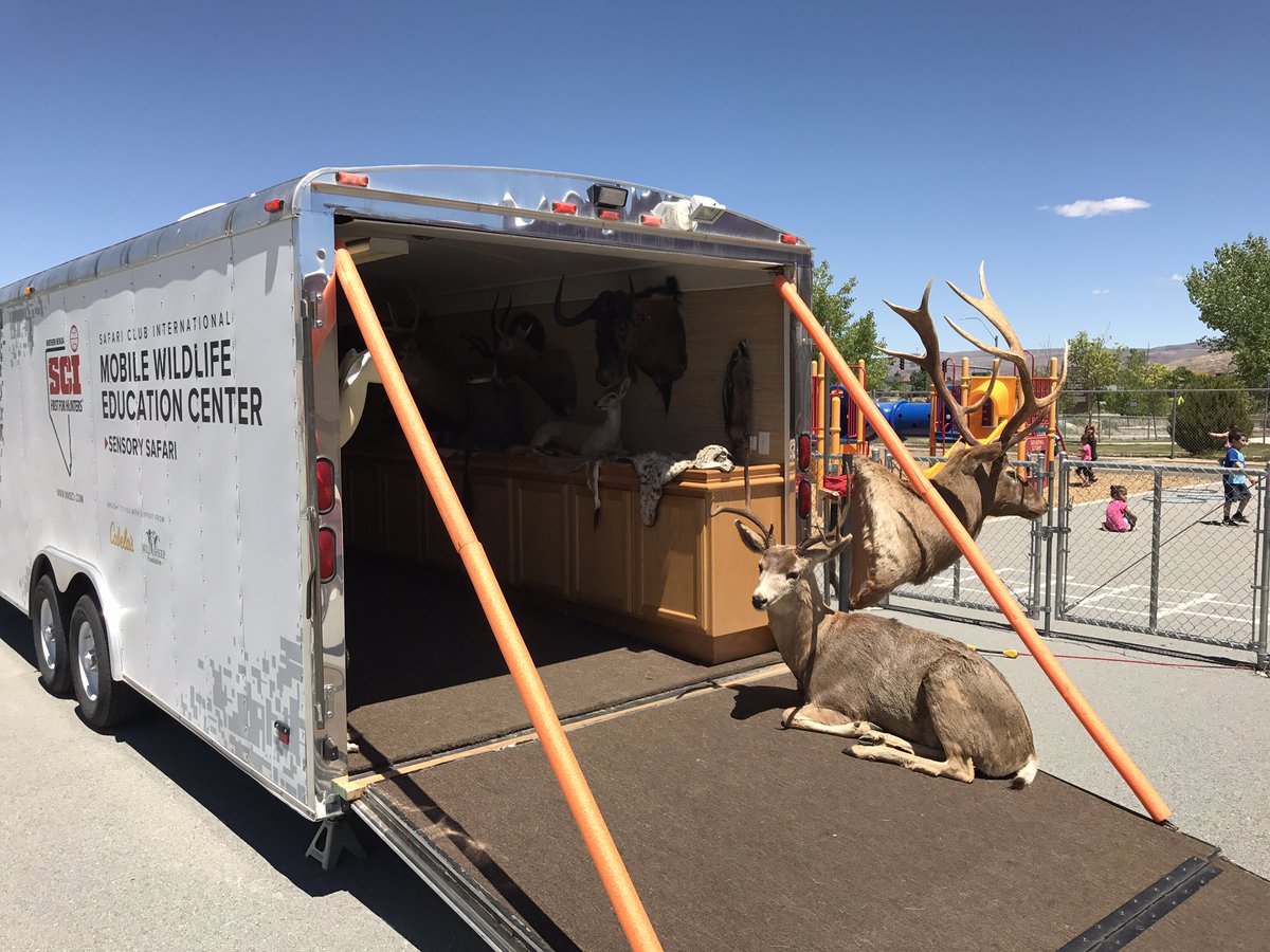 AiazziMike's tweet photo. Fun day on the playground #teachingconservation #iamahunteriamconservation @NorthernNevadaS @CabelasCareers @Cabelas @SitkaGear https://t.co/9X6ohyr8Et