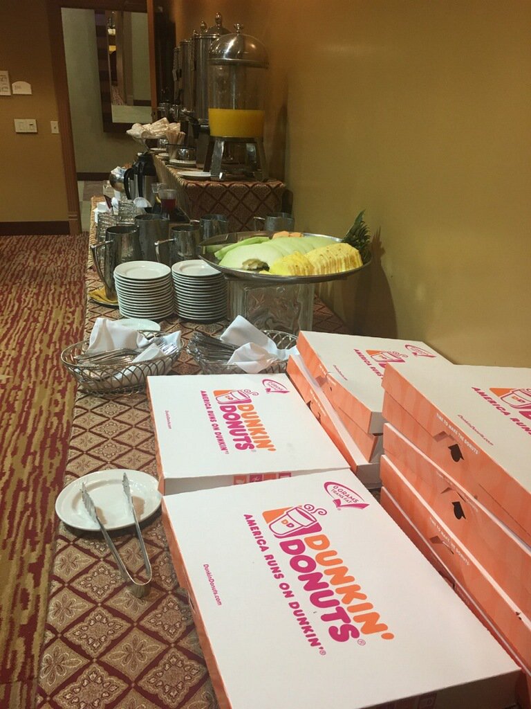 PacificaHost's tweet photo. Associates at the @CrownePlazaROak enjoying a team lunch for #celebrateserviceweek #servicefanatics https://t.co/a4t6cIbcEd
