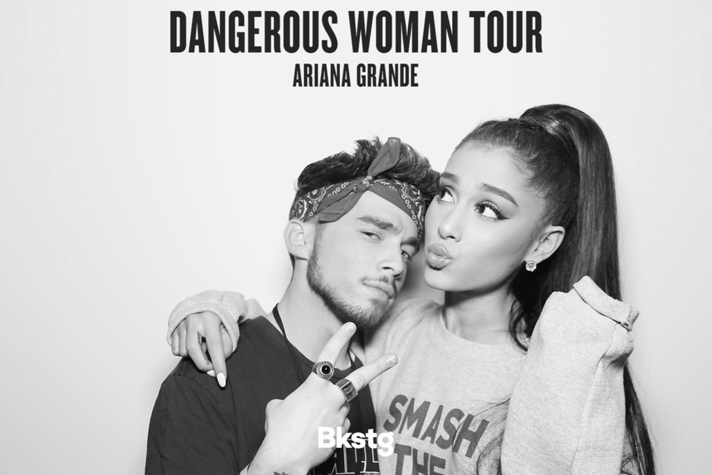 bemysweetener's tweet photo. What a tragic event tonight... all my supports to all the Ariana ´s fans who was here in Manchester. ♡😔 #PrayForManchester #arianators https://t.co/SKf1SNjLdU