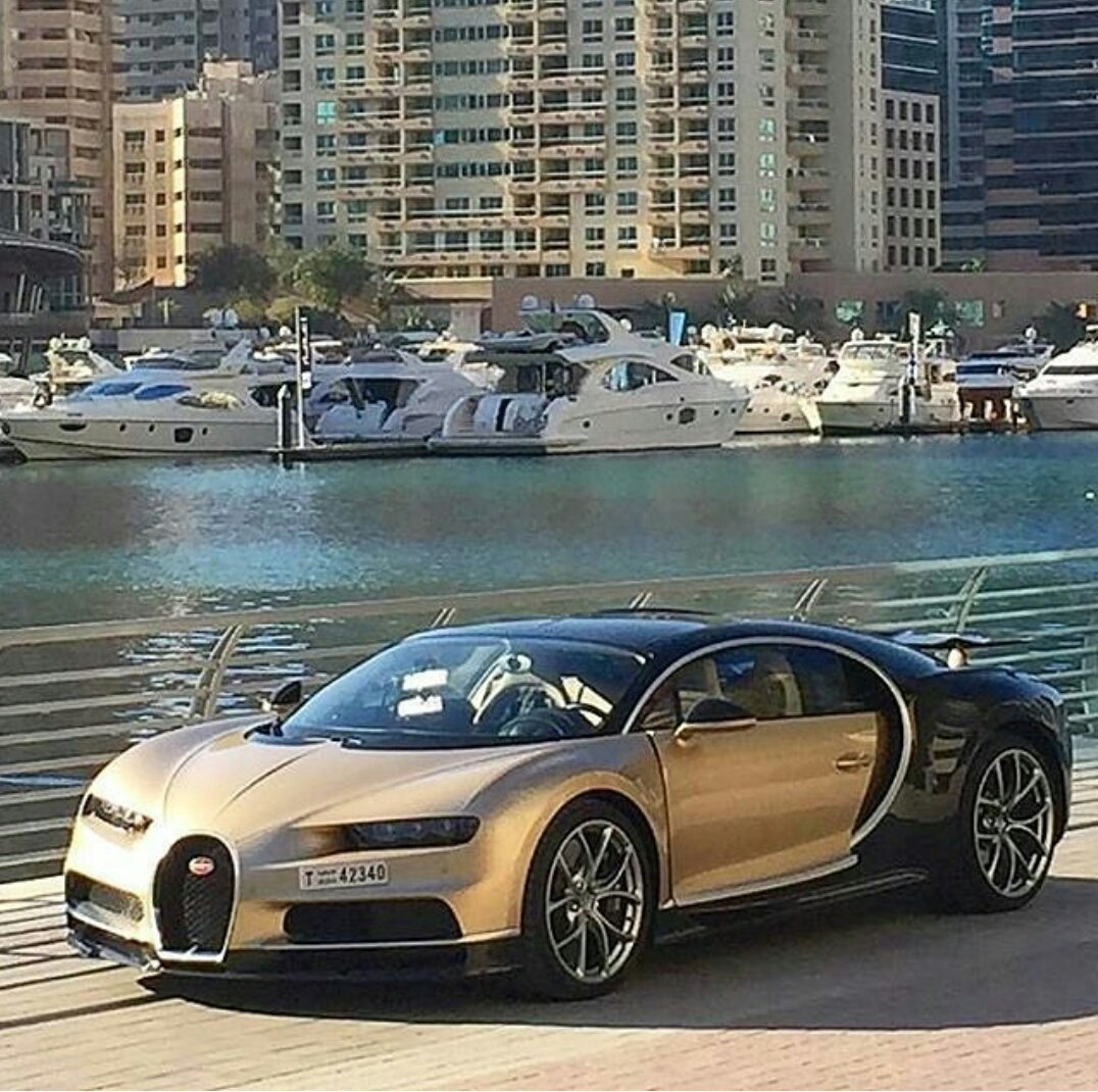 iamfuda's tweet photo. جود نايت💔
#chirons #Bugatti https://t.co/zpYLdI9X0Q