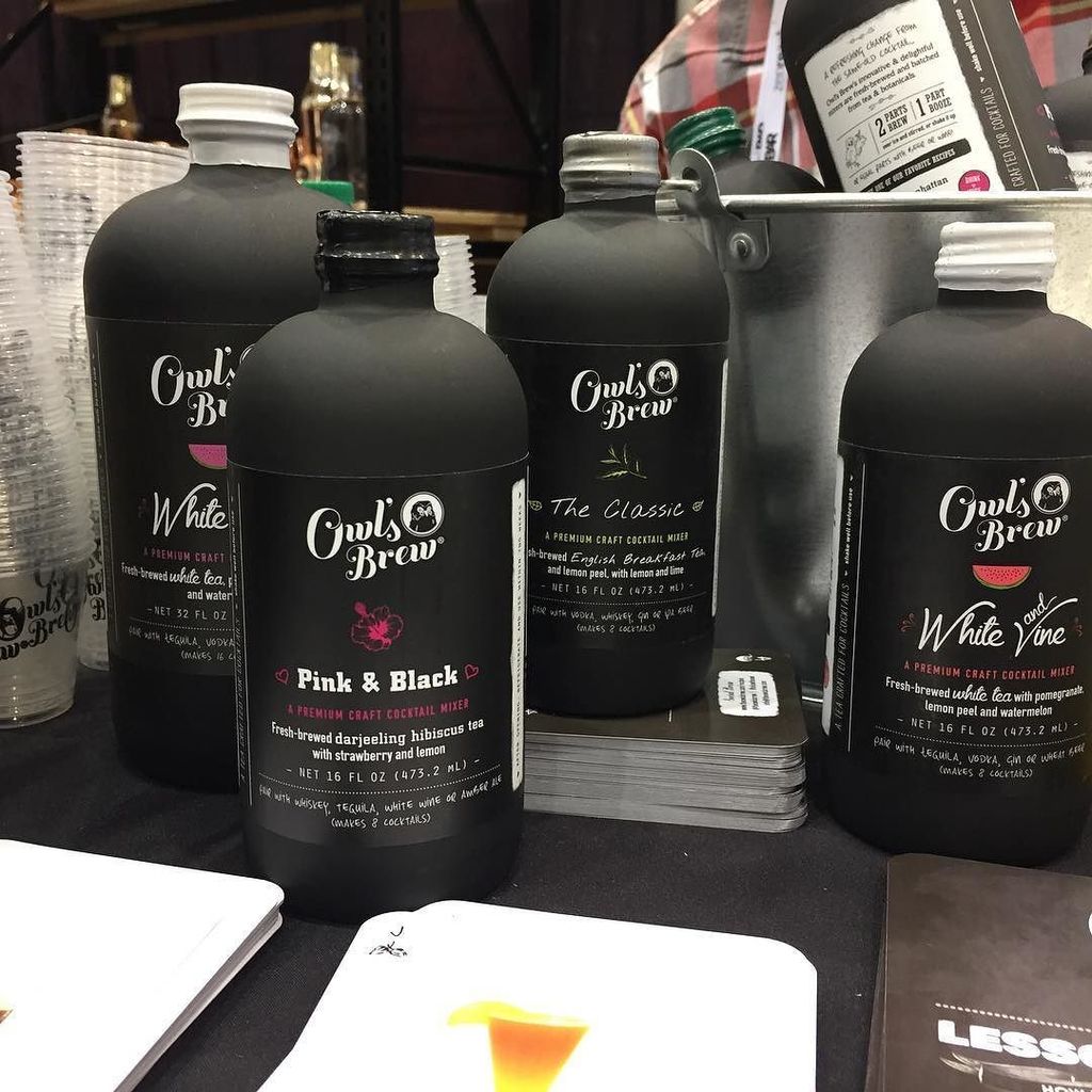 TradeShowExp's tweet photo. Classy tea based mixers from @theowlsbrew. #barshowchicago https://t.co/lSyJOk8qkN https://t.co/QfRPUCD4Cn