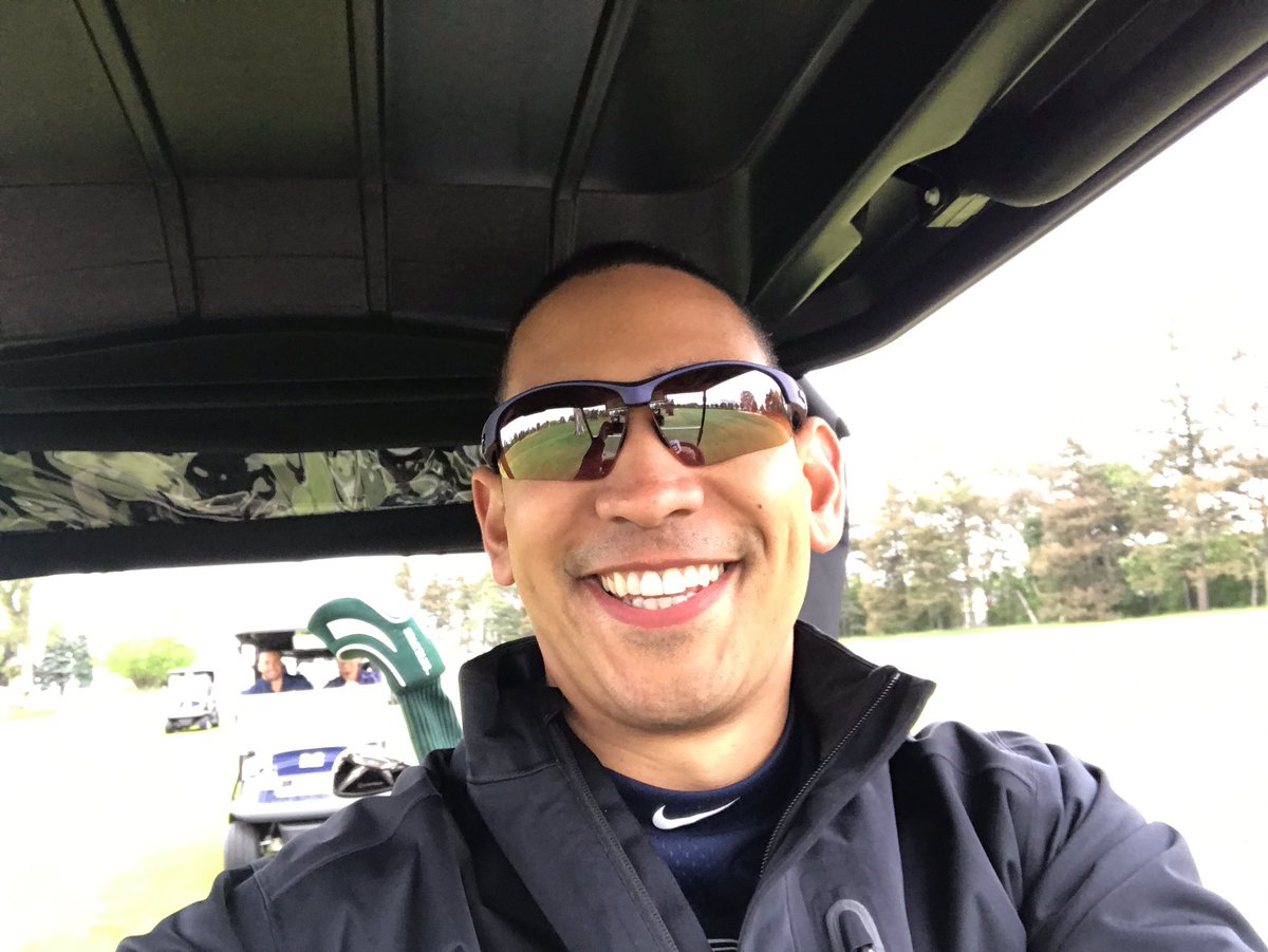 JBachDET's tweet image. We can unite against more than just OSU #GoGreen @VarnumLaw #SwingForTheCure #JDRF