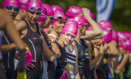 deporte_mujer's tweet photo. Si eres joven y quieres adentrarte en el mundo del triatlón, estos son las pautas que debes seguir > https://t.co/75baon9Jeq https://t.co/wcjnCdzAsc