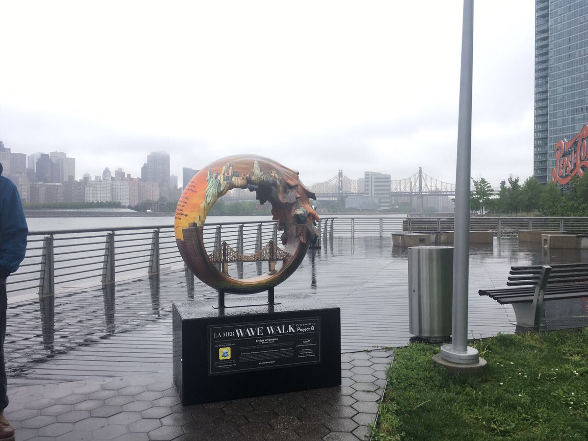 Dig! My wave is up in <a href="/Gantrypark/">Gantry Park</a> in my home town of #longislandcity Check it out though June 21. @WeAreProject0 #lamerwavewalk