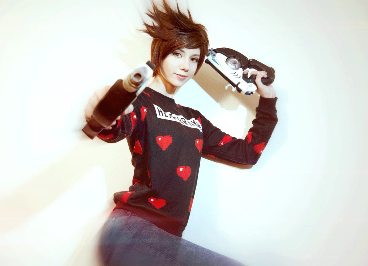 hoteshi's tweet photo. Casual Tracer 🌺
#Overwatch #tracer #blizzardentertainment #cosplay #game
@PlayOverwatch
@Blizzard_Ent 
@AllThatsCosplay https://t.co/K3eiO2QrrV