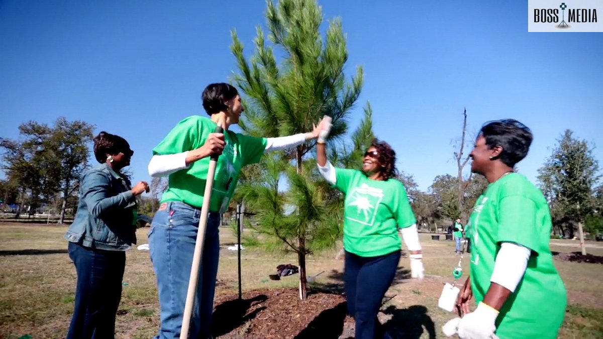 BossMediaHQ's tweet image. Motivation can come from knowing that your efforts make a positive impact in your local community. #MotivationMonday #Treesforhouston