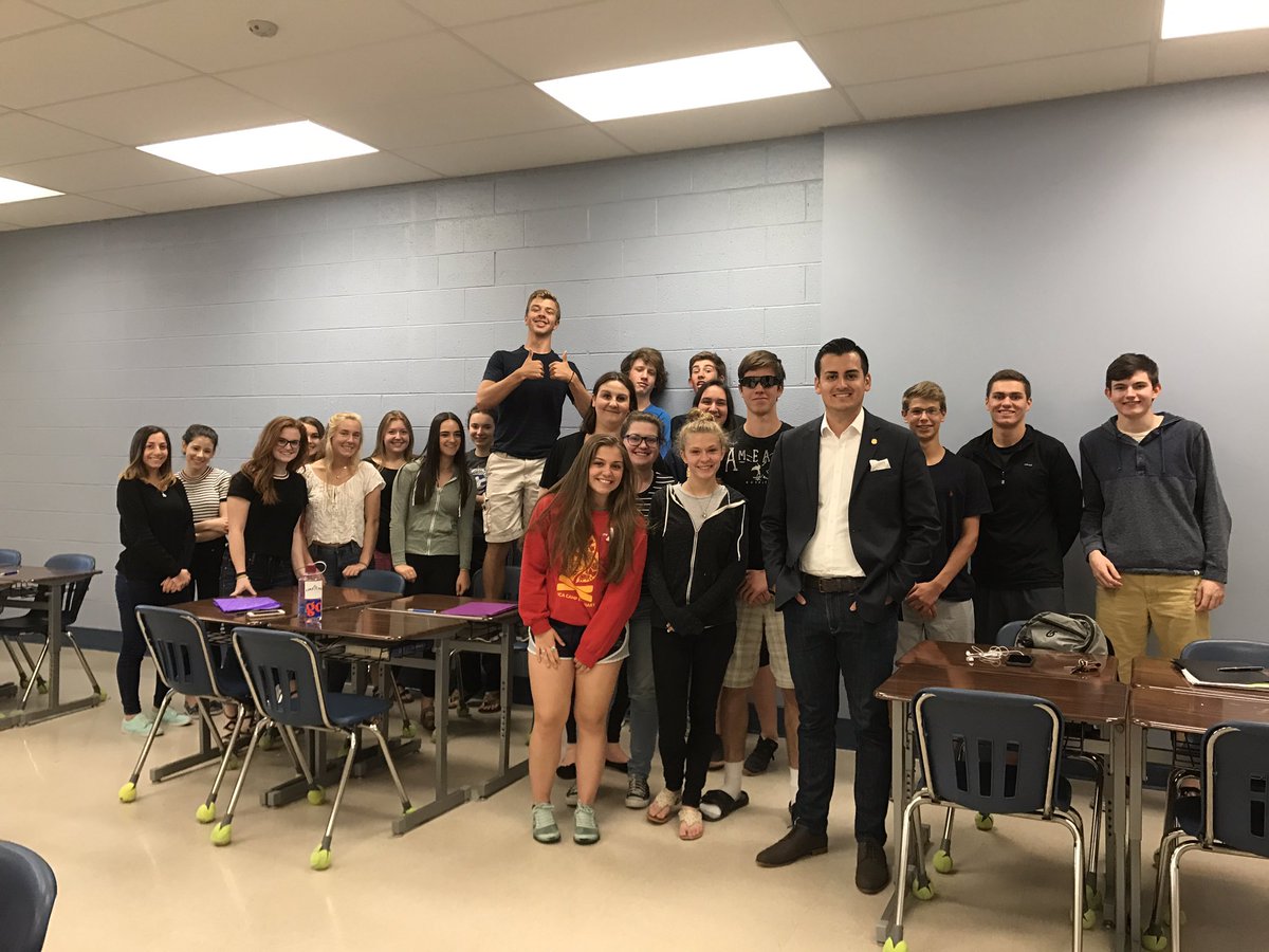 darrincamilleri's tweet photo. Thanks to Ms. Caldwell at Trenton High for inviting me to her classes. We talked environmental policy &amp; how to address climate change. https://t.co/l2z3NWF9Pe