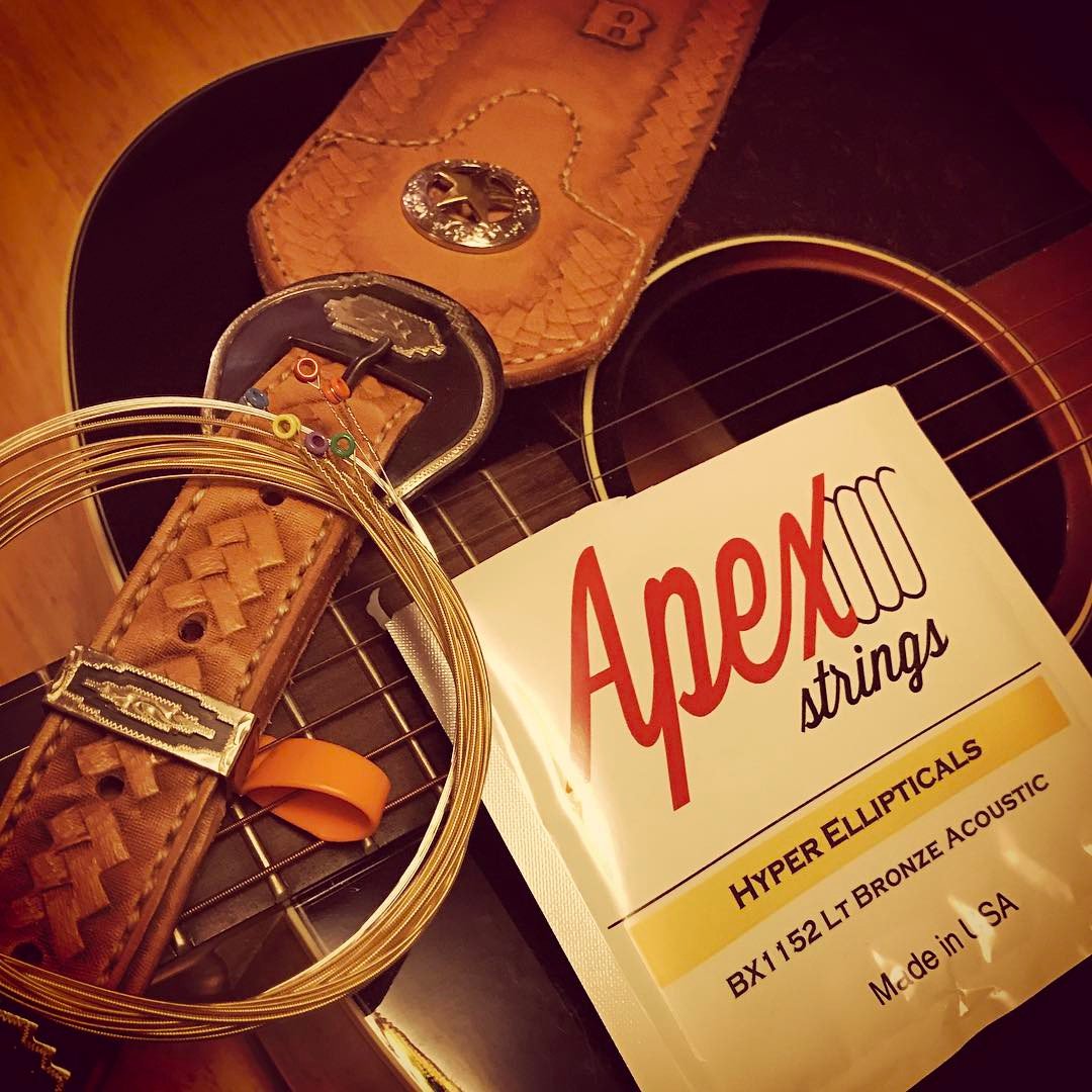 StringsbyApex's tweet photo. Apex Hyper Elliptical Strings are a hit!! #patentedstrings #greatplayers #greatstrings https://t.co/o5VPlV96qd