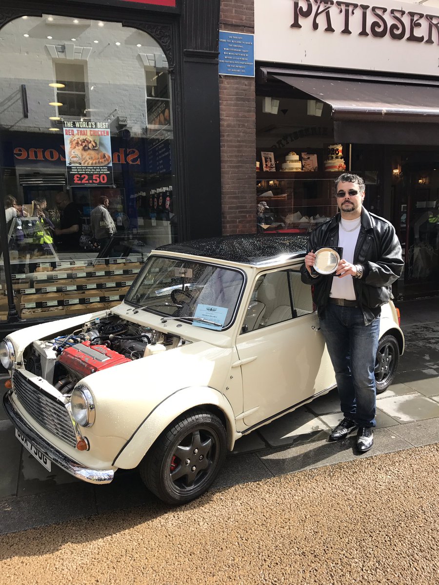 WorcMotorFest's tweet photo. Congratulations to our classic car display winners #WorcestershireHour https://t.co/S6n7xRX2ul