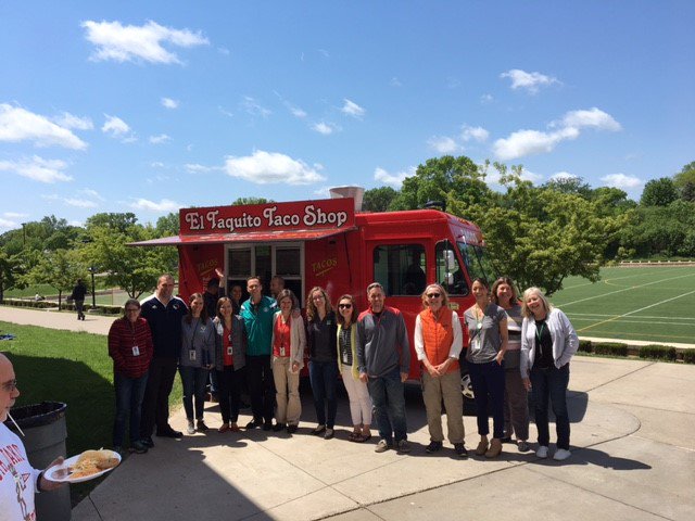 EHSinformed's tweet photo. Thank you EHS PTO for the awesome taco truck lunch! Yum! #ehspto #hornets #edinahigh https://t.co/3AgNm18Hxq