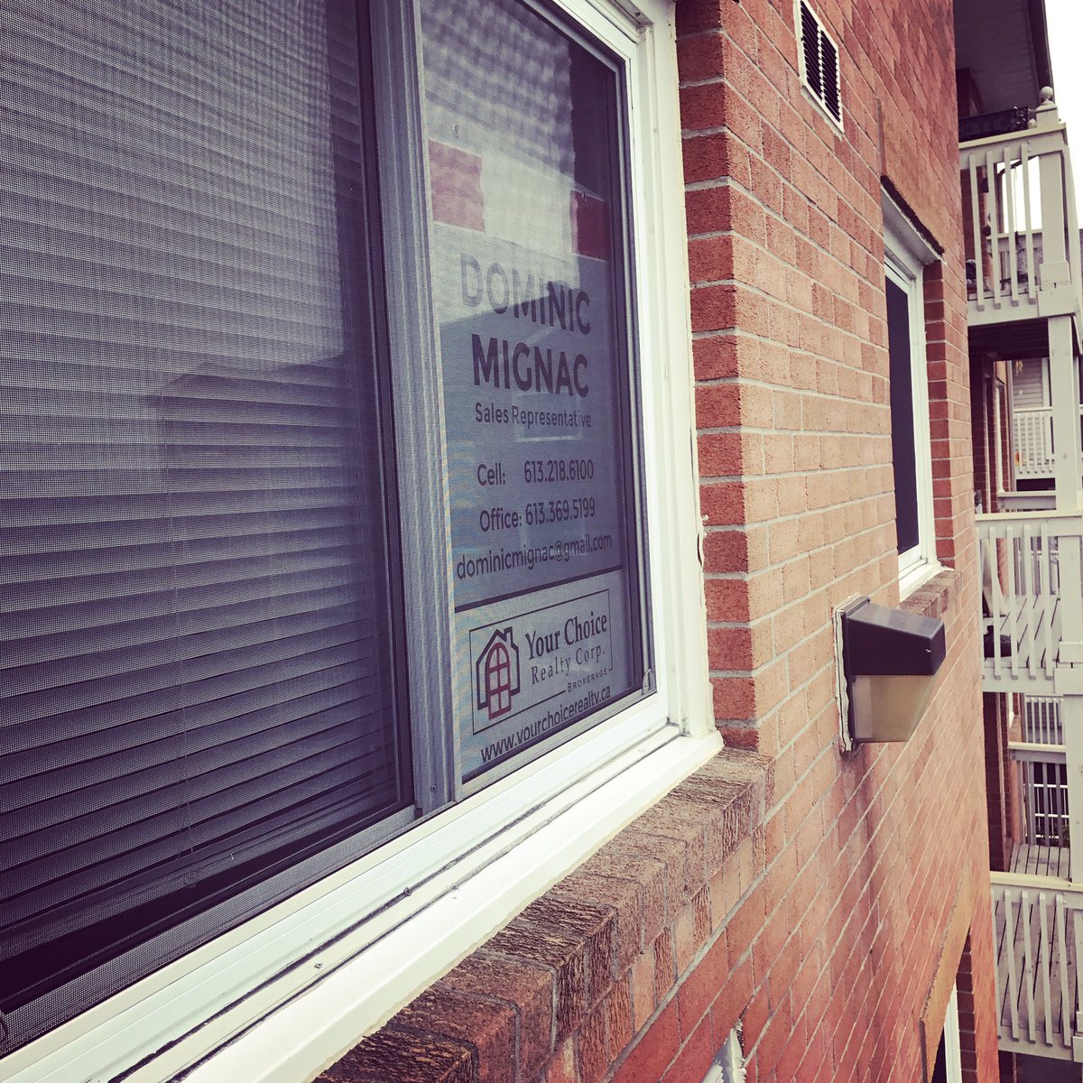 Spook_me's tweet photo. My first free Real Estate Sales advertising...Why at that cost!? Great visibility from the 174 here on the Eastside613 #wereinbusiness 👨🏻‍💼🏡 https://t.co/A1yMXWI6jD