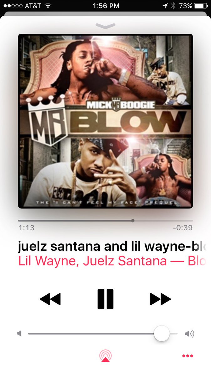 Niktazzy's tweet photo. Haven't heard this mixtape in a brick but it just reblessed my ears!🤘🏼Young WEEZY F and Santana with the bandana 🔥🔥#dagods https://t.co/6KFjI3feaf