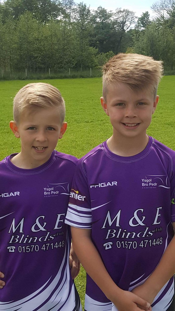 Dewch i nabod ein 'Sêr y Dyfodol', cyfuniad 9 a 10 thalentog 🏉

m.facebook.com/story.php?stor…