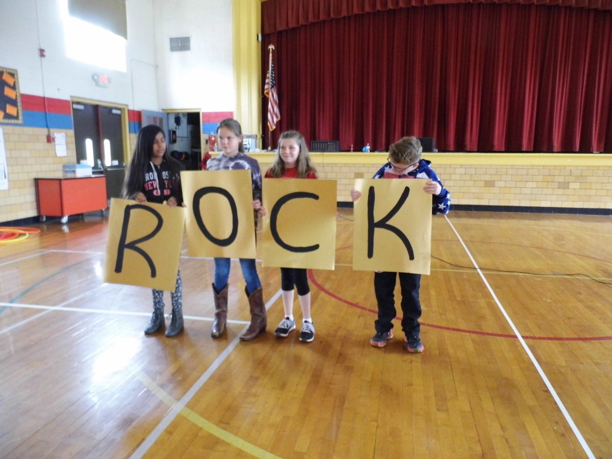 Inspired_Bailey's tweet photo. @DraperElem1 is going to ROCK the EOGs- Great job on the Minute to Win it Challenges! #DraperRocks #RockTheTest #wegotthis https://t.co/sYpj9MFXUl