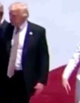 when u brag about grabbin pussies but can't even grab ur own wife's hand