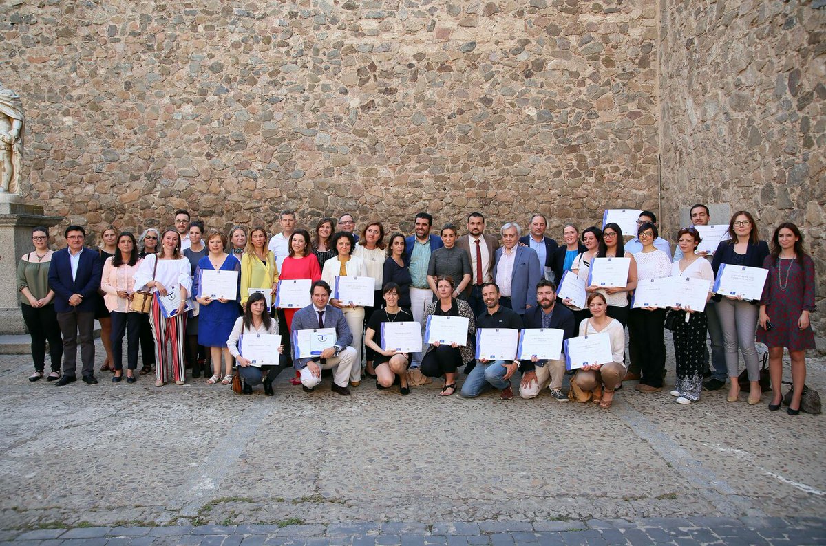 ToledoAyto's tweet photo. @milagrostolon reivindica el papel de empresarios del sector turístico para que Toledo ostente posición de liderazgo https://t.co/eCOnlizGub https://t.co/E0GHyNp842