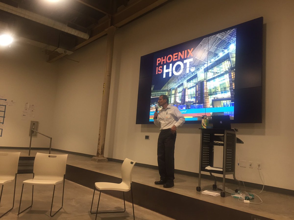 ArizCIR's tweet image. .@CityofPhoenixAZ showing off new additions for their data portal coming soon. V cool! #TCampAZ