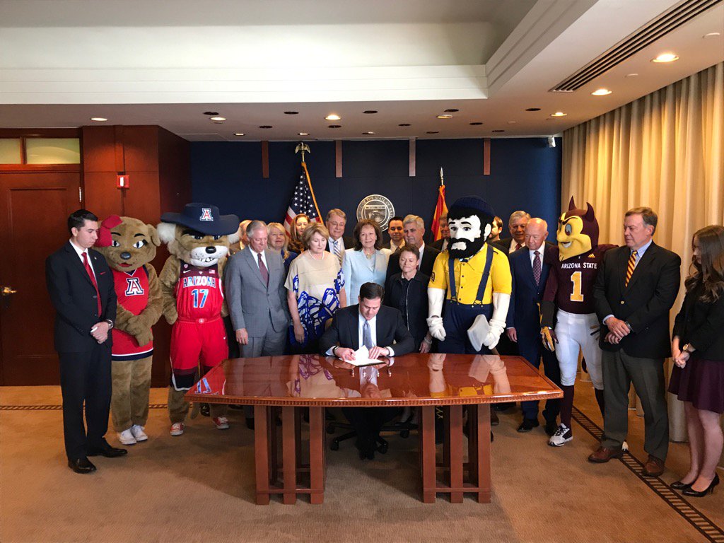 DougDucey's tweet photo. JUST SIGNED: #HB2547 paves the way for a $1 billion investment in higher education. #Landmark #GameChanger #AZFuture https://t.co/oMoqrGwvN8