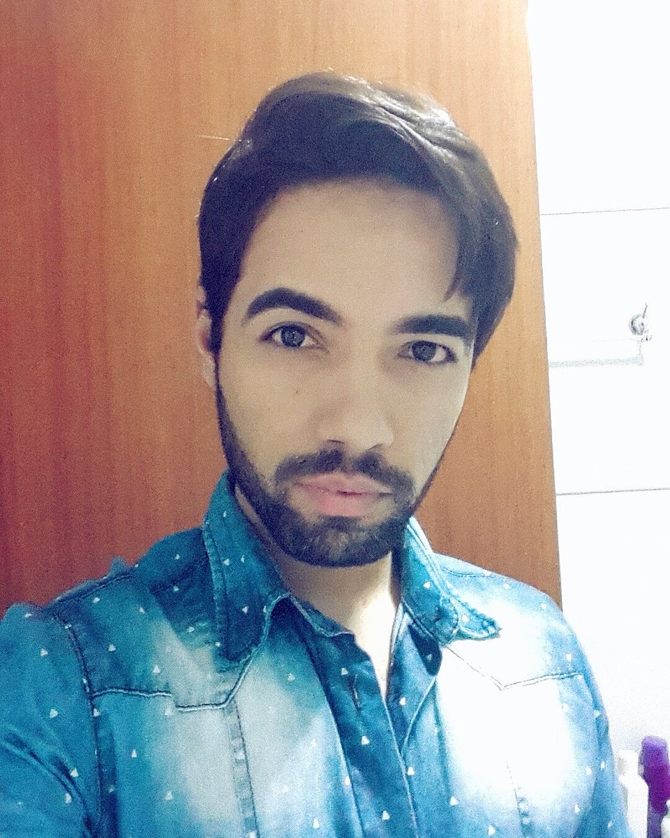 vinnyvickirin's tweet photo. It's me #vinnyvickirin #ferpacity #fernandopolis https://t.co/tgng2EHjxV
