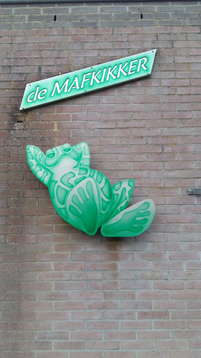 Jan_Idema's tweet photo. Vanavond de twee nieuwe postcommandanten @PMens73 en @ArnovanBerkel1 van post Winkel @vrnhn geïnstalleerd, daarna oefening bij De Mafkikker! https://t.co/yQlDIGTB4h