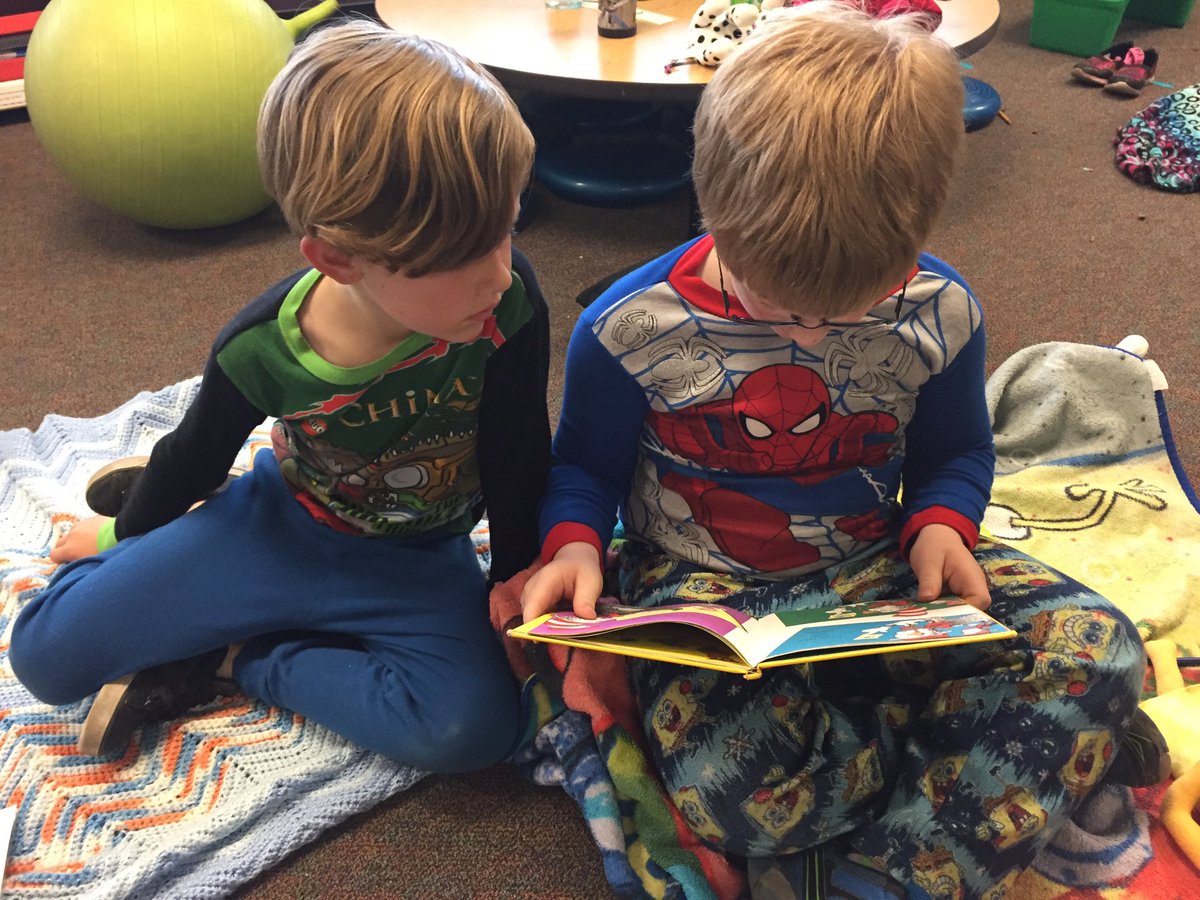 MrsEmerysClass's tweet photo. Getting cozy with some good books on PJ Day! #readtosomeone @Daily5Chat https://t.co/SiLPpVe1uO