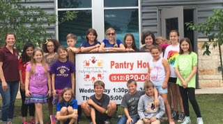 ds_elementary's tweet photo. Community of Care team delivered over 1200 lbs of food to Helping Hands today! #inspiredse #kindnessmatters https://t.co/CHtSRl0kdl