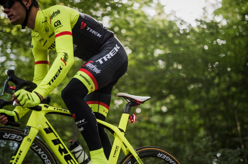 Bontrager's tweet photo. #BikeMonth tip: the more of the ABCs (Always On, Biomotion, Contrast) of Awareness you practice on every ride, the more you'll stand out. https://t.co/W6XM1D0tKl