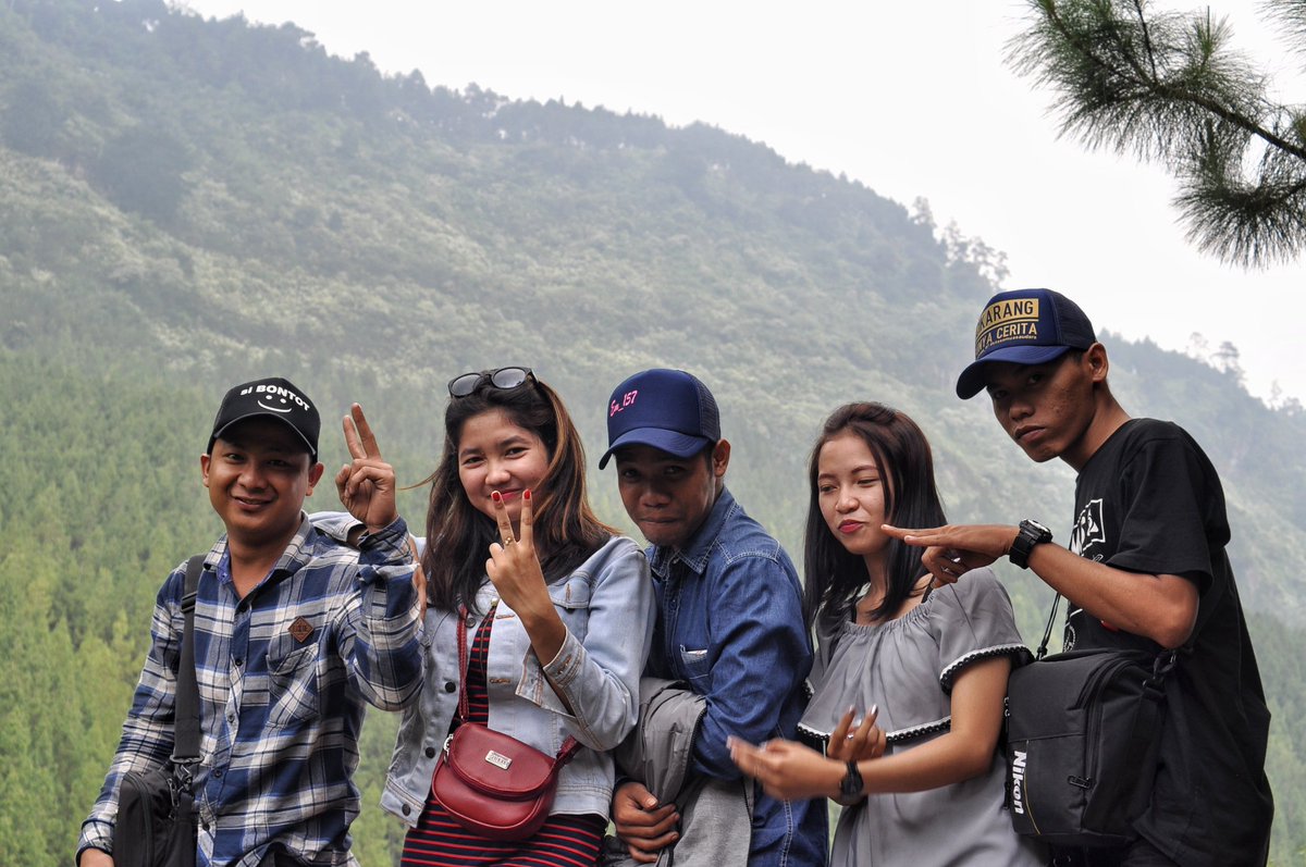 blue_army07's tweet photo. #sekedarhoby #cikarangpunyacerita #snapsed #picsart #photography #nikon #isengisengberkreasi #indonesiaituindah #lembangbandung https://t.co/sq0WOA5QcN