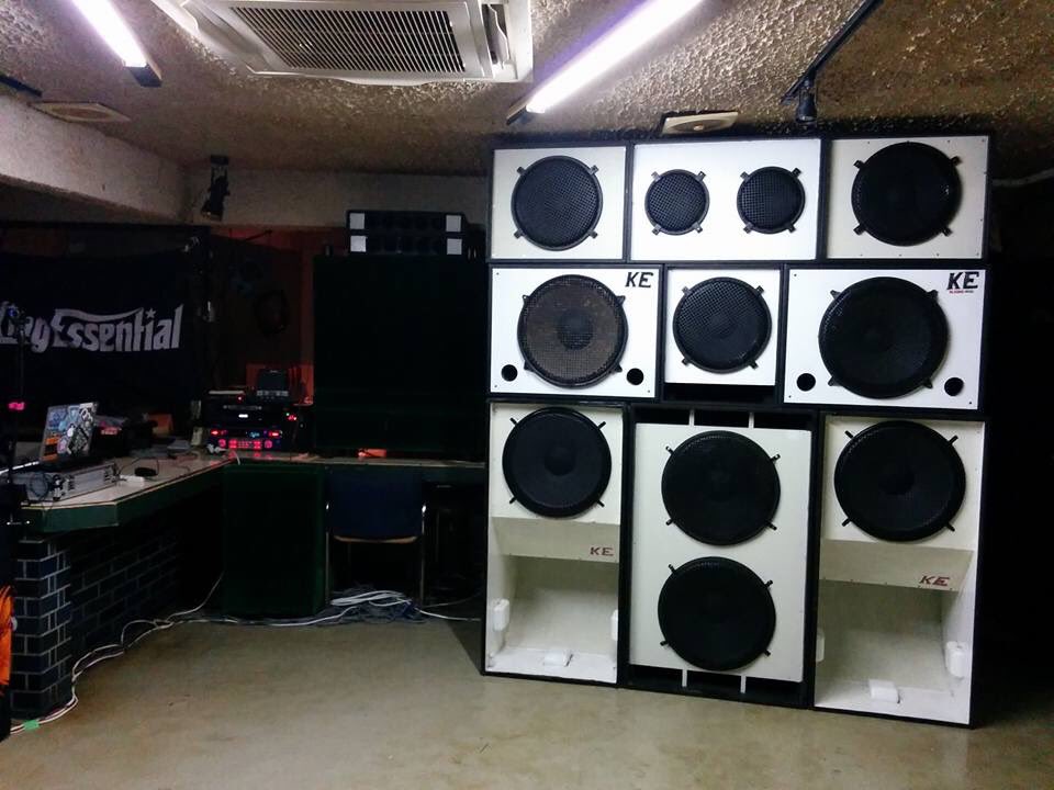 altair_91's tweet photo. 今年も海でSystem出せる🔊
PowerUpしたしやったね✌🏽
#鴨川市 #公認 #kingessential https://t.co/nlngidbLJ4