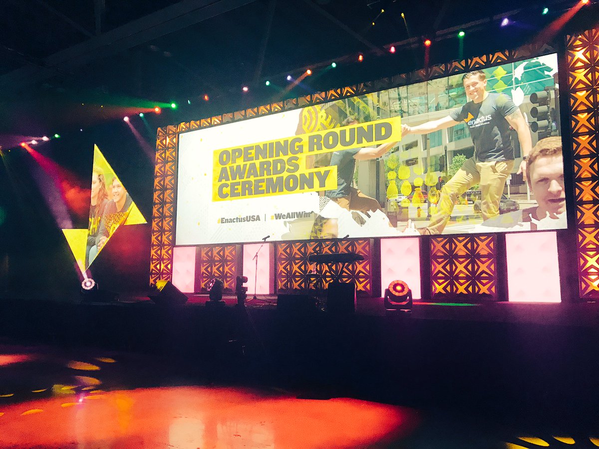 WSU_Enactus's tweet photo. T-Minus 24 minutes.... #EnactusUSA #WSUinKC https://t.co/IZW4DBfg80