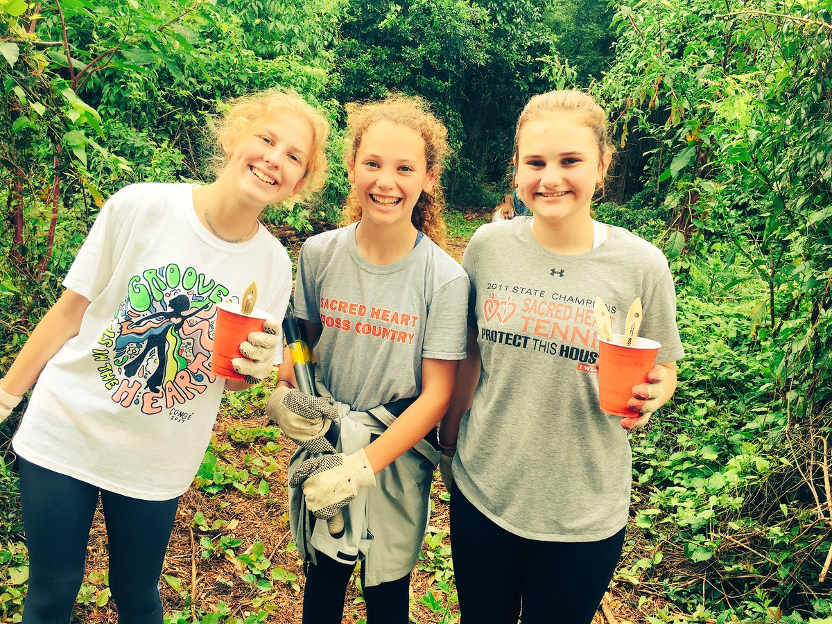 NolaTreeProject's tweet photo. Saving trees is cool with young ladies from Sacred Heart! #impactsquad #loveinaction @ASHRosary https://t.co/MNmeZs4pjH