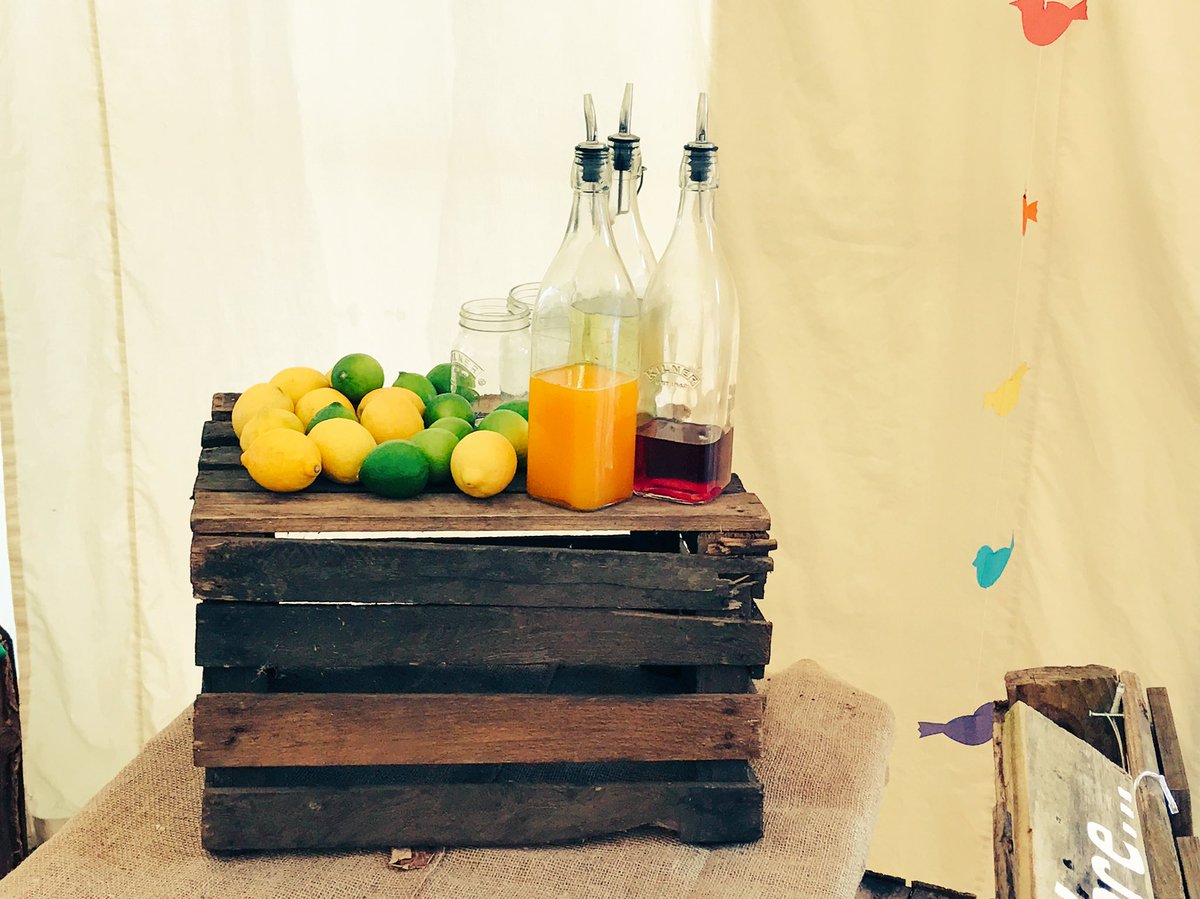 CocktailStars's tweet photo. Brilliant wedding this weekend, always love a vintage bar. Thanks to @glamour_booth for making it a success #vintagebar #gincocktails https://t.co/KxSPtyGOK1