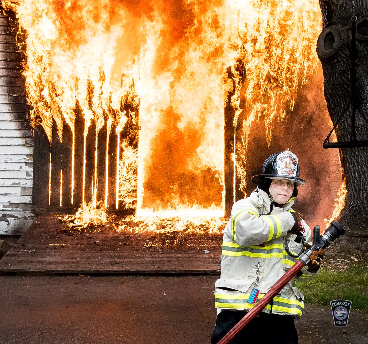Cohasset Police On Twitter 2 Alarm Barn Fire Today Nice Work By