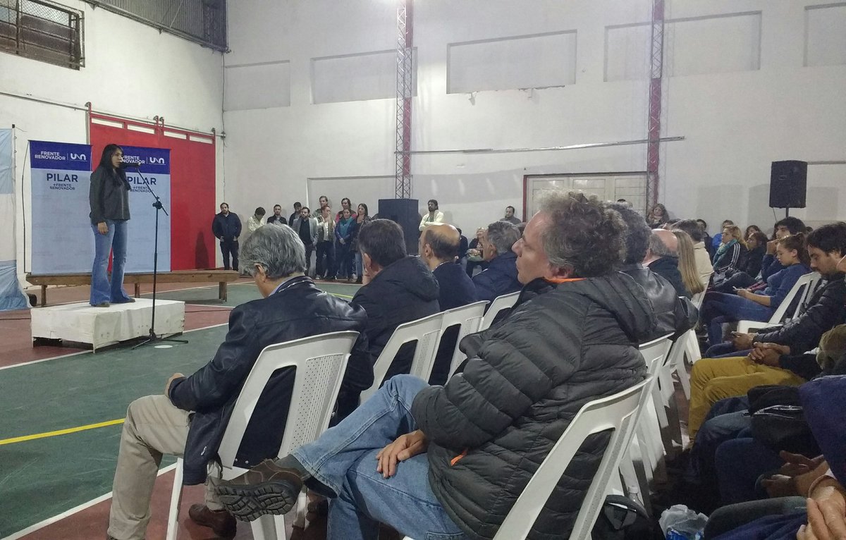 AndreaCampero9's tweet photo. Todas las mujeres debemos trabajar unidas para cambiar esta realidad que afecta tan fuertemente a la economía doméstica @CampsMaria https://t.co/PePXcRkGrs