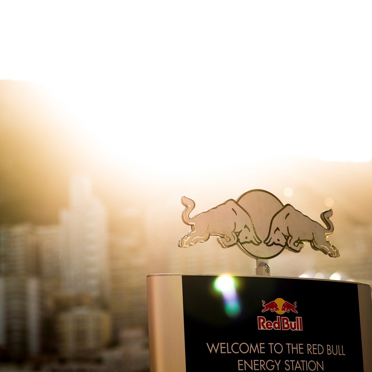 redbullracing's tweet photo. At the #MonacoGP? ✔︎ Fancy joining us for an evening on the @RedBull Energy Station this Friday? 🙏
Here's how! 👉https://t.co/7JVOlu2DK6 #F1 https://t.co/nhbbtOczb9