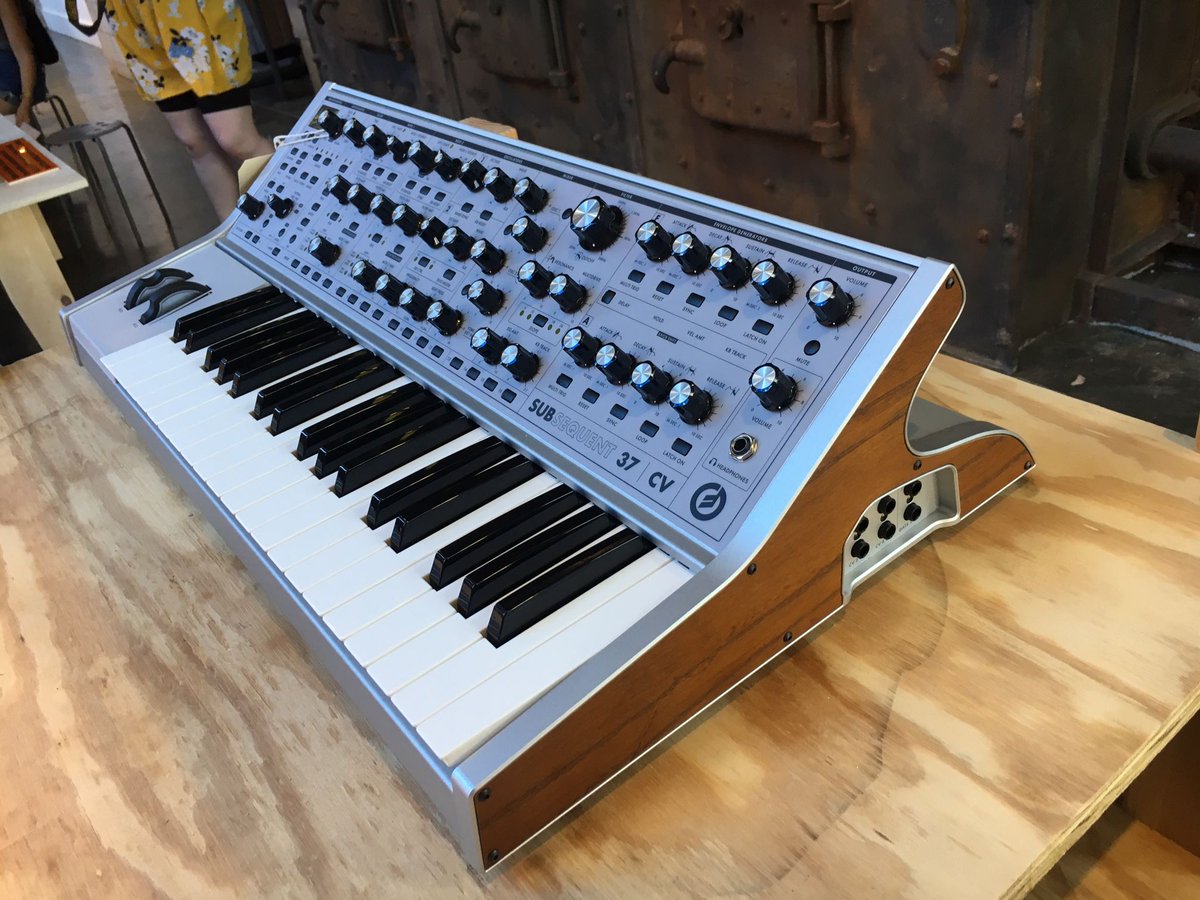 vintageking's tweet image. We had a great time at @Moogfest! Here's just a glimpse of what we saw. See the rest of our photos: bit.ly/2qOuxUx #Moogfest2017