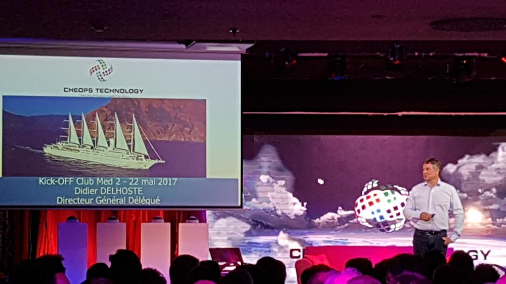 Fontaine_Ch's tweet photo. Présentation du plus grand voilier du monde #CheopsTech17 https://t.co/f5A1UgcsZC